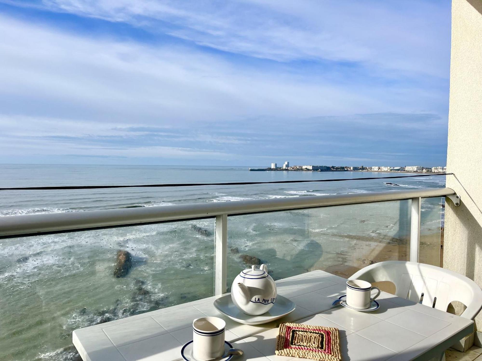 Joli Appartement Avec Vue Imprenable Sur La Baie Des Sables - 4 Pers Les Sables-d'Olonne Exterior photo